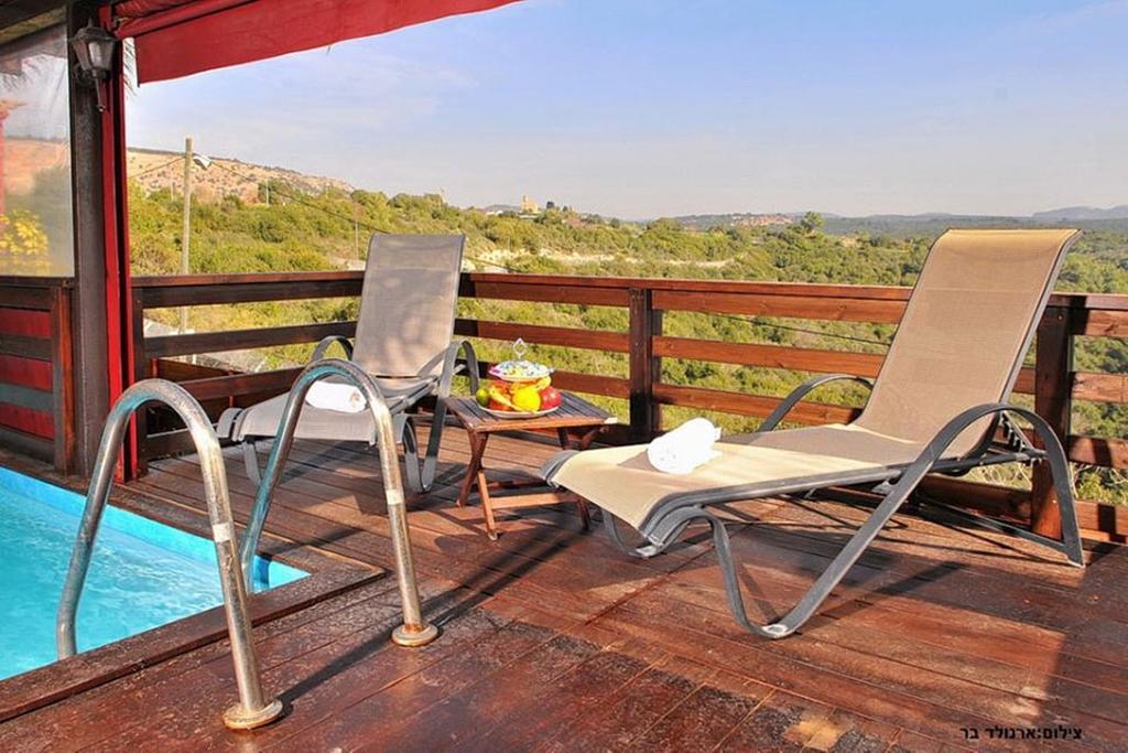 Between Sunrise And Sunset Suites Ya'ara Exterior foto